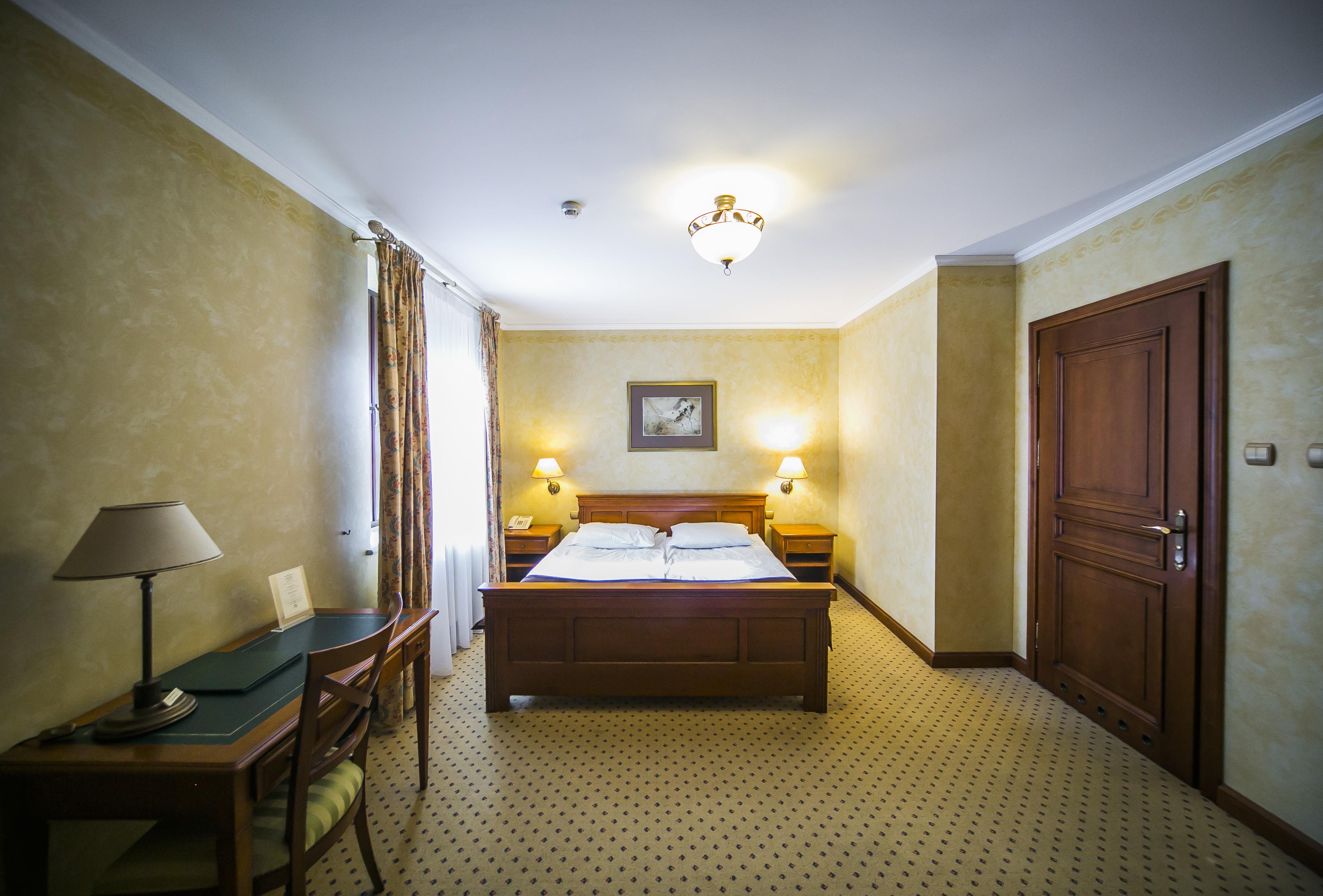 סופוט Hotel Opera מראה חיצוני תמונה